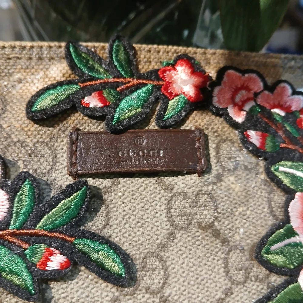 Floral Embroidered Gucci Canvas Crossbody Bag - Brown/Tan - Picture 6 of 16